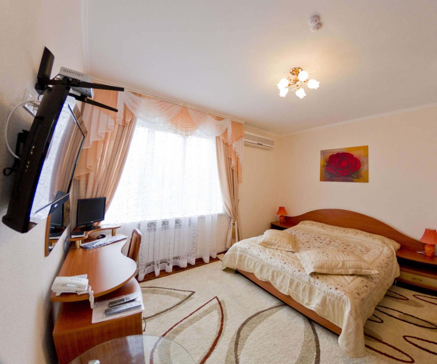 Kristina Hotel Zaporizhia Екстериор снимка